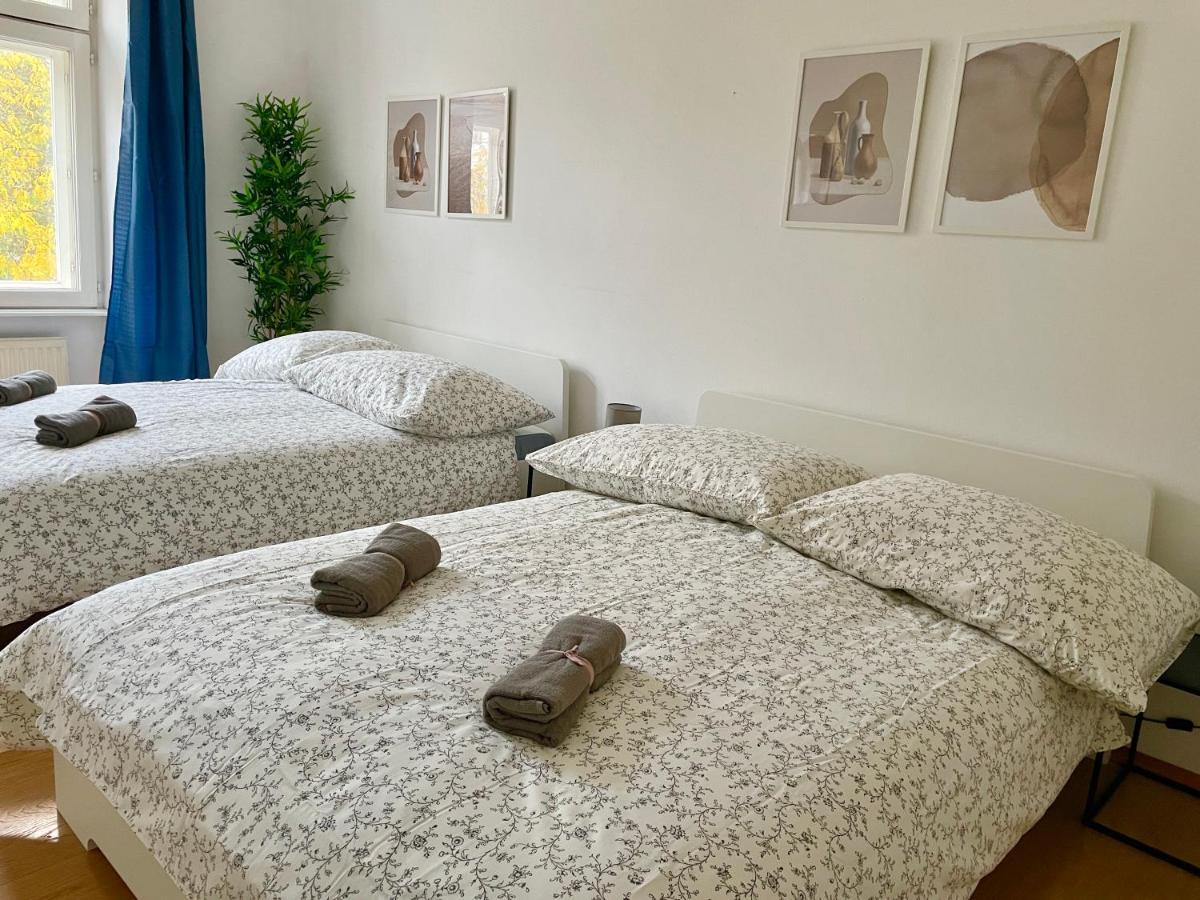100m2 Flat With Balcony Near Mariahilferstrasse - Free Parking Apartment Wien